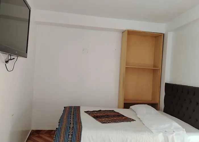 Hotel Intiraymi *